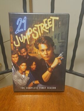 21 Jump Street The Complete First Season DVD - New And Sealed
